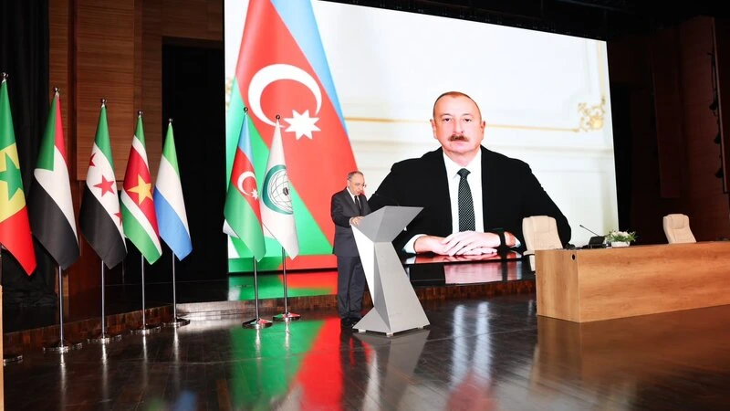 İlham Əliyev İƏT ölkələri korrupsiya orqanları rəhbərlərinin iclasının iştirakçılarına müraciət ünvanlayıb