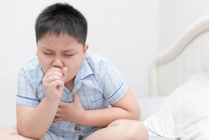 Uşaqlarda aylarla davam edən öskürəyin səbəbi bu virus ola bilər