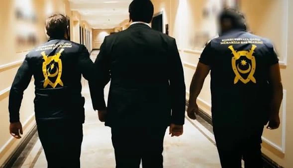 Korrupsioner məmurların arxasında milyardlıq sərvətlər dayanır - Ekspertdən açıqlama