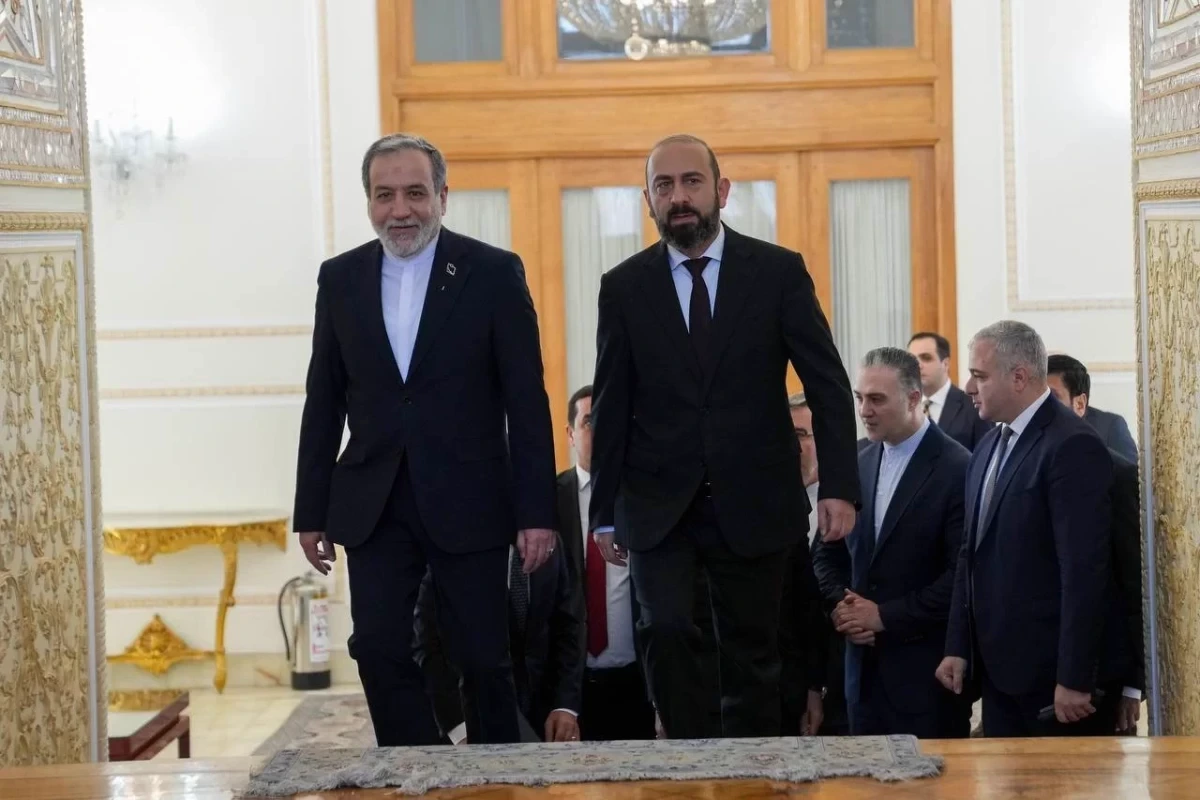 Ermənistan və İran XİN rəhbərləri ikitərəfli razılaşmaların icrasını müzakirə ediblər