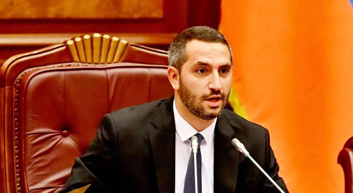 Rubinyan müxalifəti parlamentdəki davaya görə günahlandırdı
