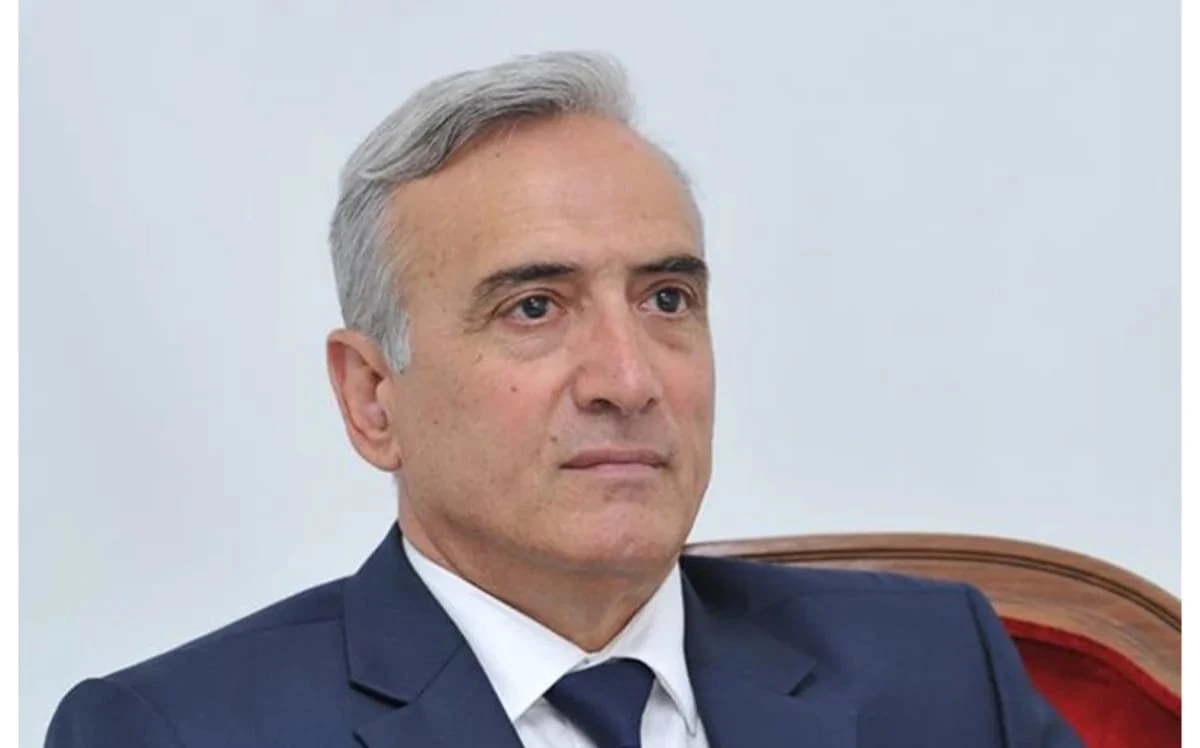 Hicab məsələsi süni şəkildə gündəmə gətirilir - Professor