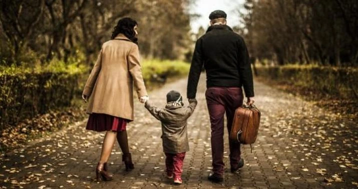 Azərbaycanda 9 ayda 105 uşaq övladlığa verilib - STATİSTİKA