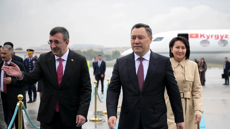 Qırğızıstan Prezidenti Türkiyədə səfərdədir