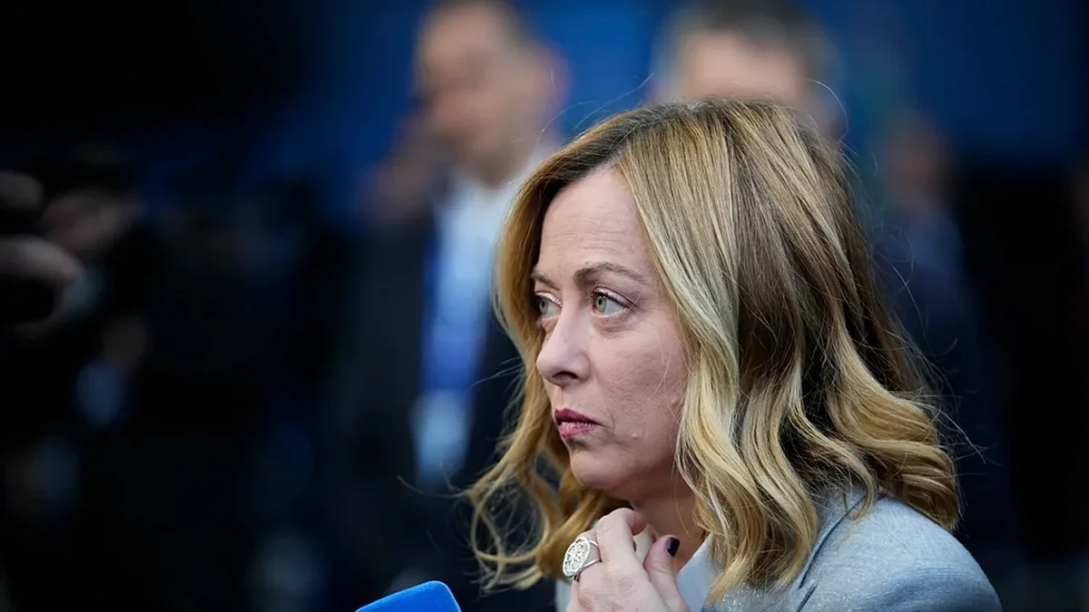 Meloni ölkədə baş verən küçə toqquşmaları ilə əlaqədar müşavirə çağırır