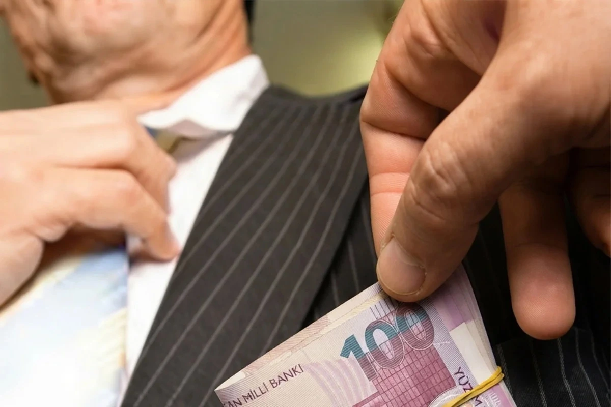 Korrupsiya dövlətin təhlükəsizliyini təhdid edir - TƏHLİL