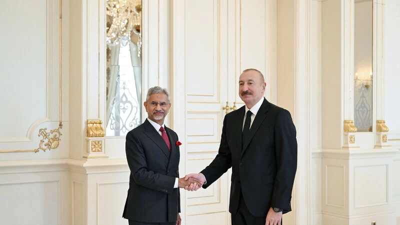 Prezident İlham Əliyev Hindistanın xarici işlər nazirini qəbul edib