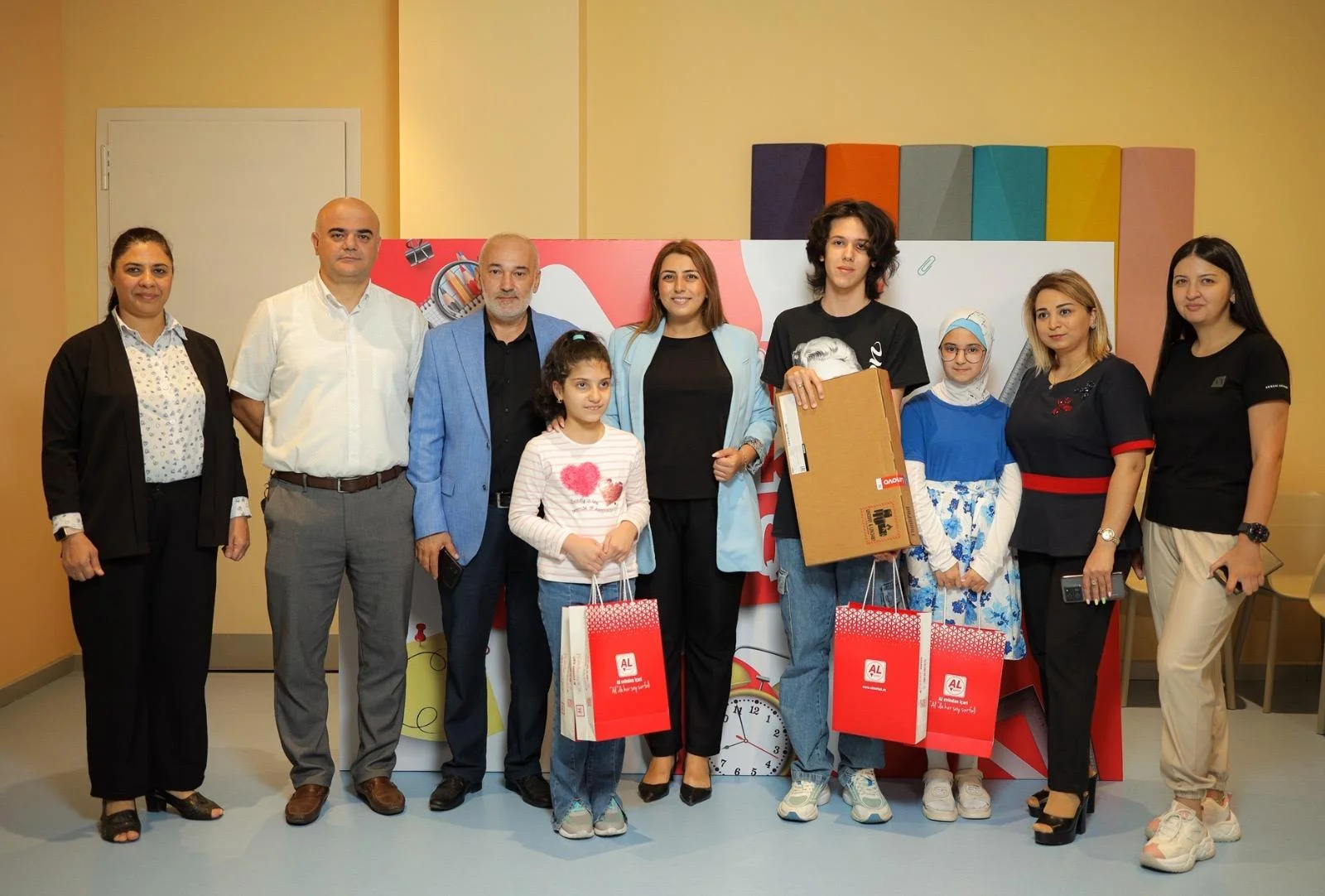 “AL Market” jurnalistlərin övladları üçün müsabiqə keçirib -FOTO