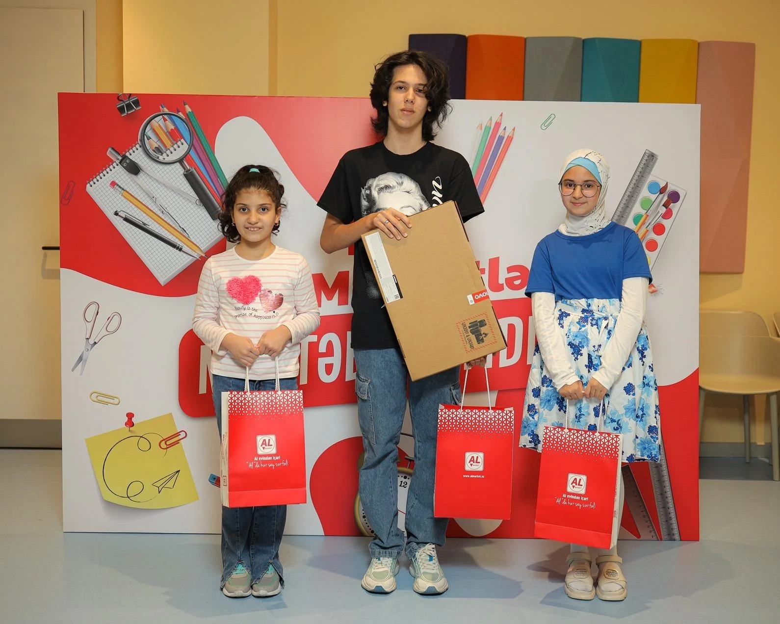 “AL Market” jurnalistlərin övladları üçün müsabiqə keçirib -FOTO