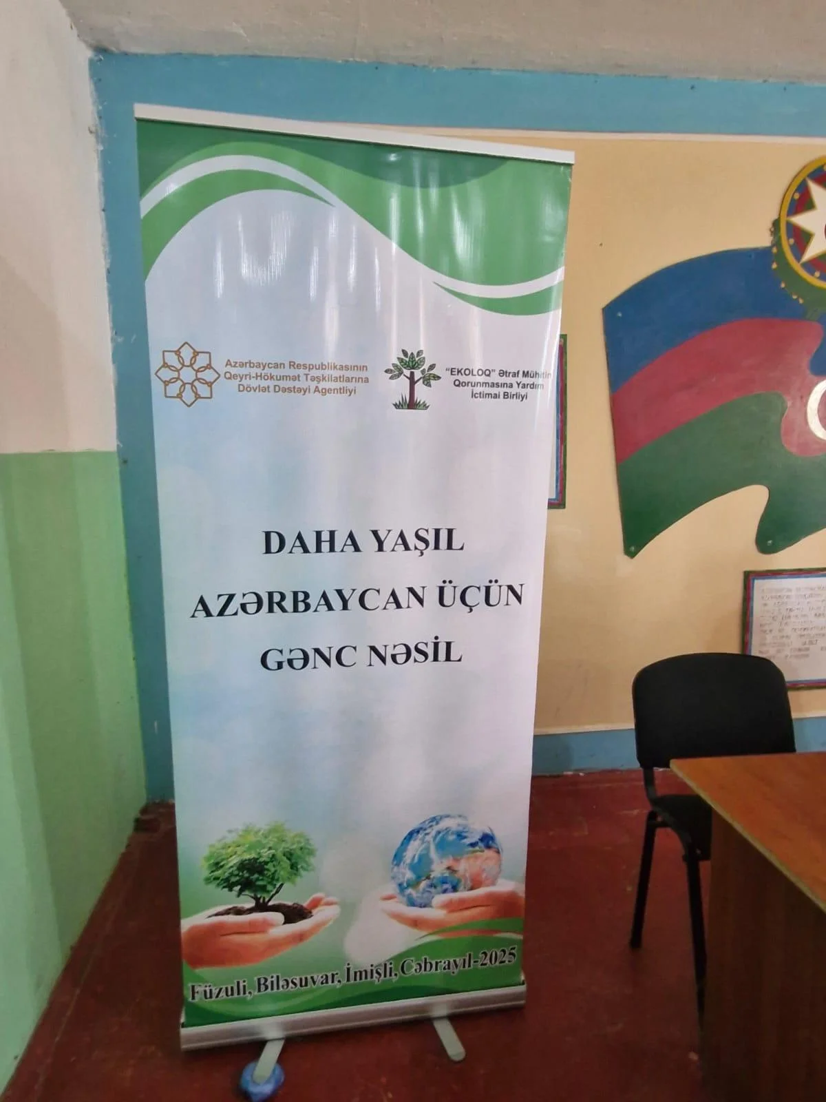 Şagirdlərə ekoloji problemlərin həlli istiqamətində görüləcək işlər barədə məlumat verilib -FOTO