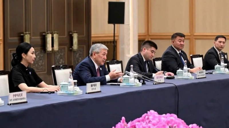 Qırğızıstan və Çin enerji sektorunda əməkdaşlıq haqqında saziş imzalayıb