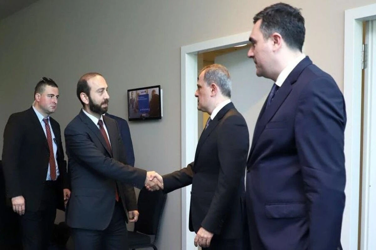 Ceyhun Bayramov yaxın zamanda ermənistanlı həmkarı ilə görüşəcək