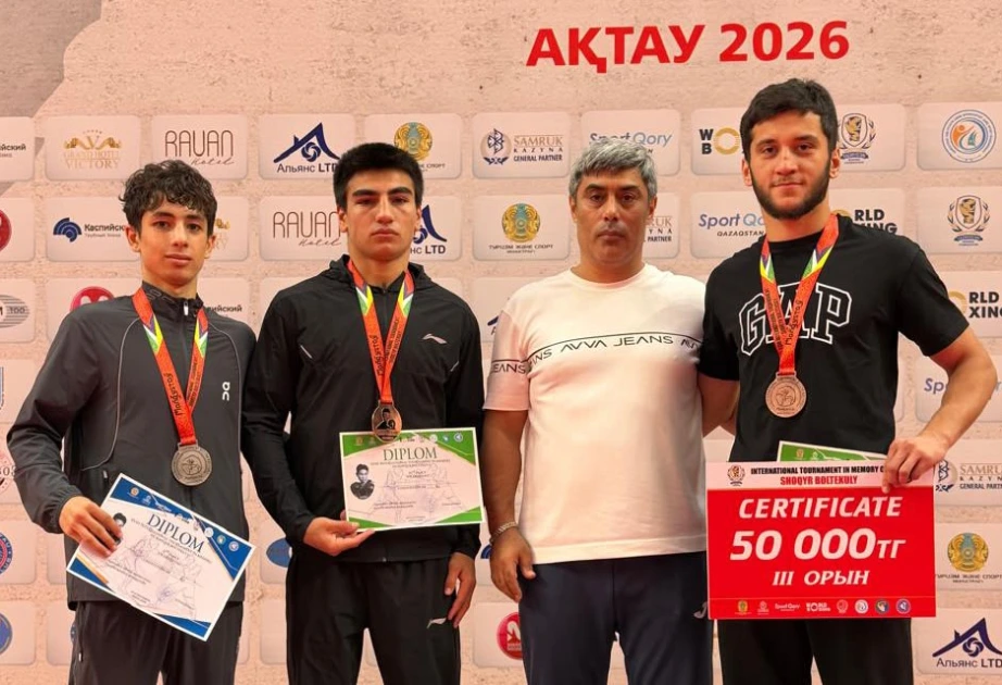 Azərbaycan boksçuları Qazaxıstanda 3 medal qazanıblar