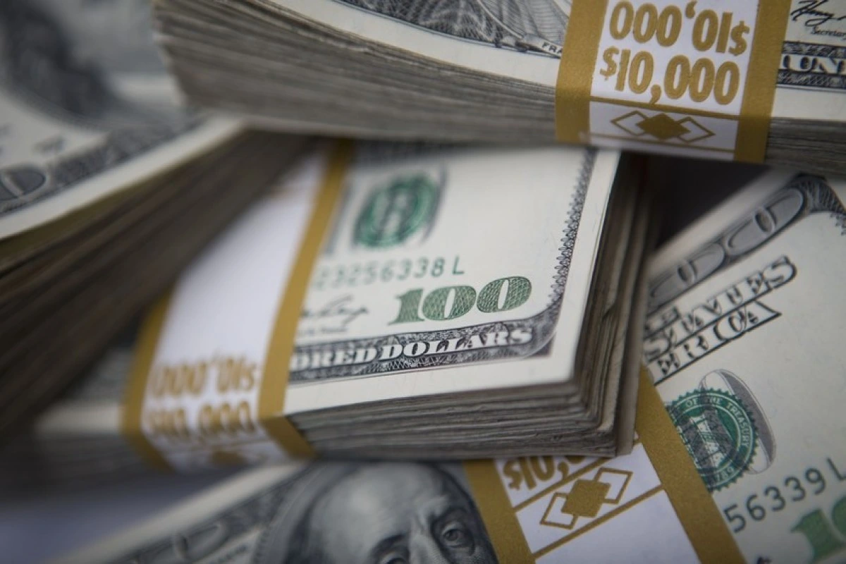 Azərbaycanda pul baratları üzrə müsbət saldo 680 milyon dollara çatıb