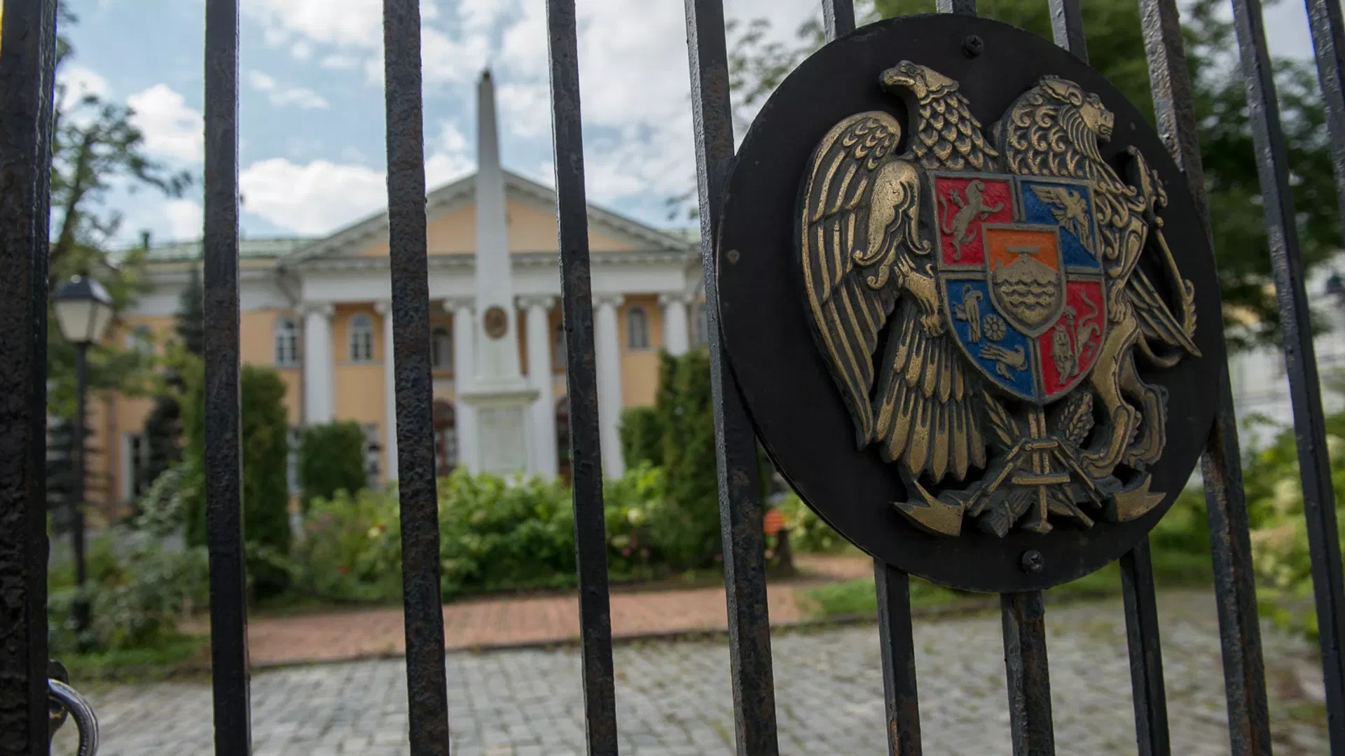 Paşinyan Rusiyaya diplomat yox, siyasi komanda üzvü göndərmək istəyir