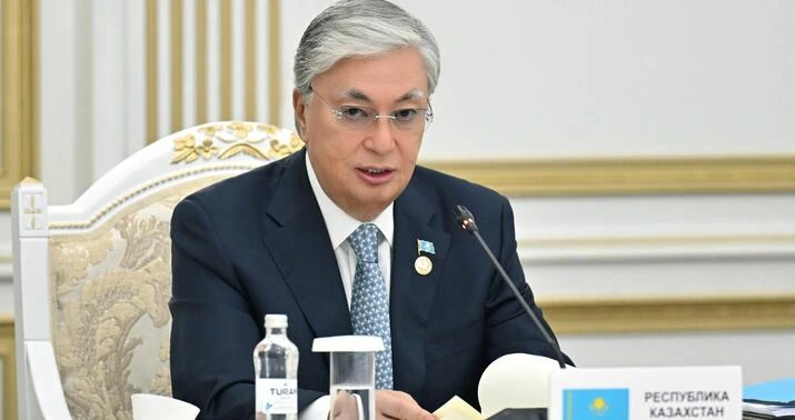 Tokayev Trampı Qazaxıstana səfərə dəvət etdiyini təsdiqləyib
