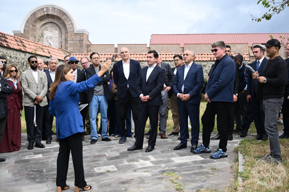 Diplomatlar Qarabağ həqiqətini yerində gördü - RƏY