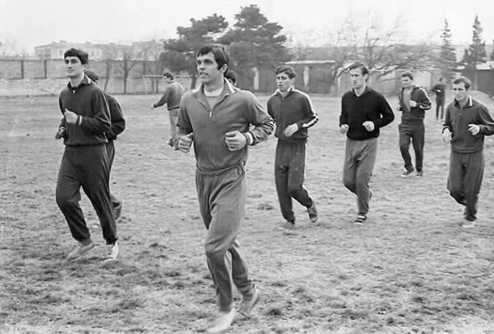 1971-ci il: “Neftçi”məşq zamanı - Tarixin səsi