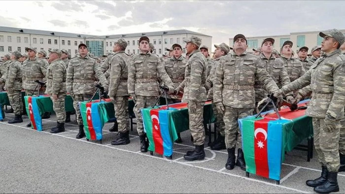 Azərbaycanda bədəlli əsgərlik sistemini tətbiq etmək yanlışdır - ŞƏRH