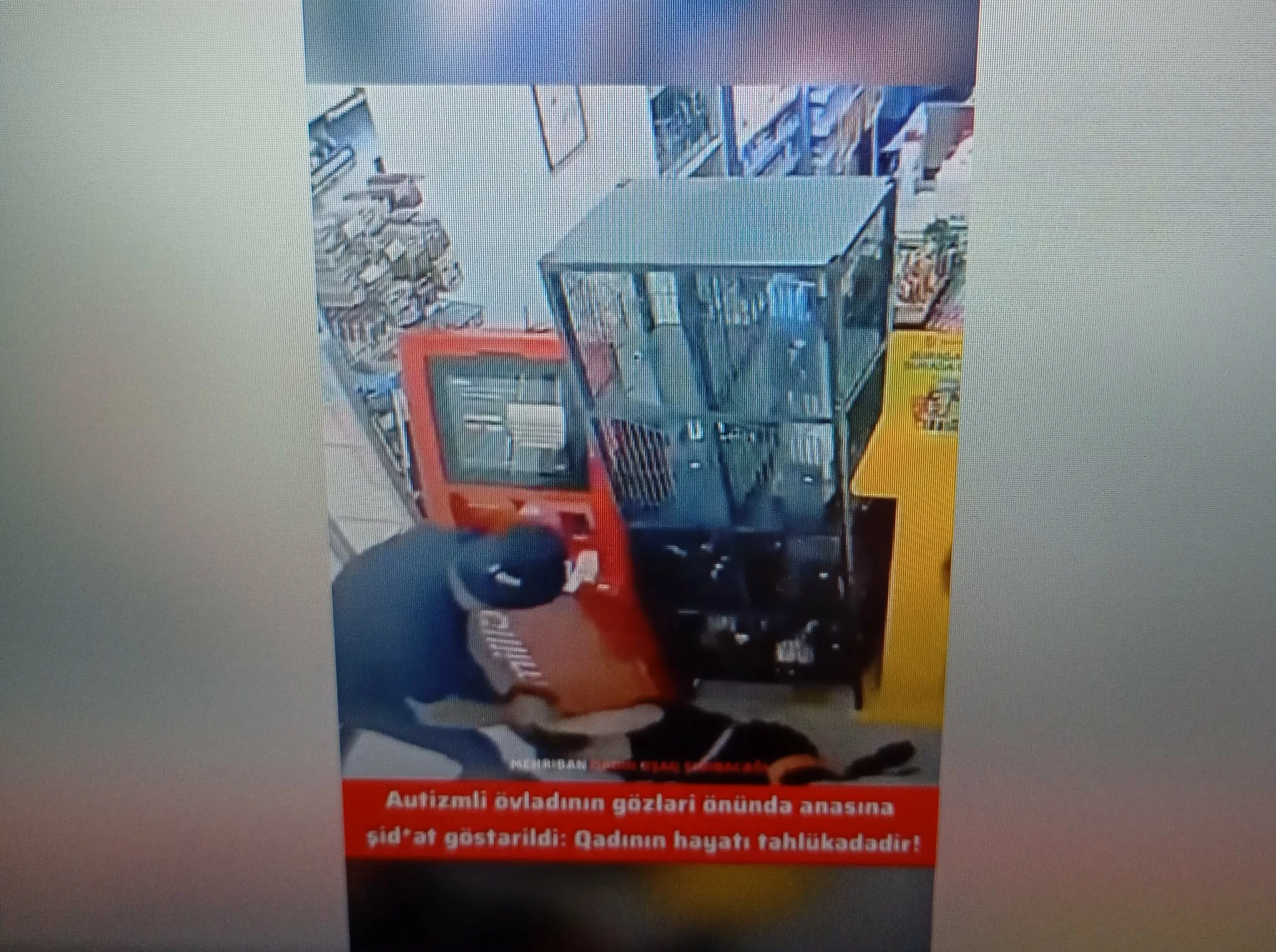 Autizmli uşağın gözü qarşısında anasına şiddət: “Qadın təhlükə altındadır”