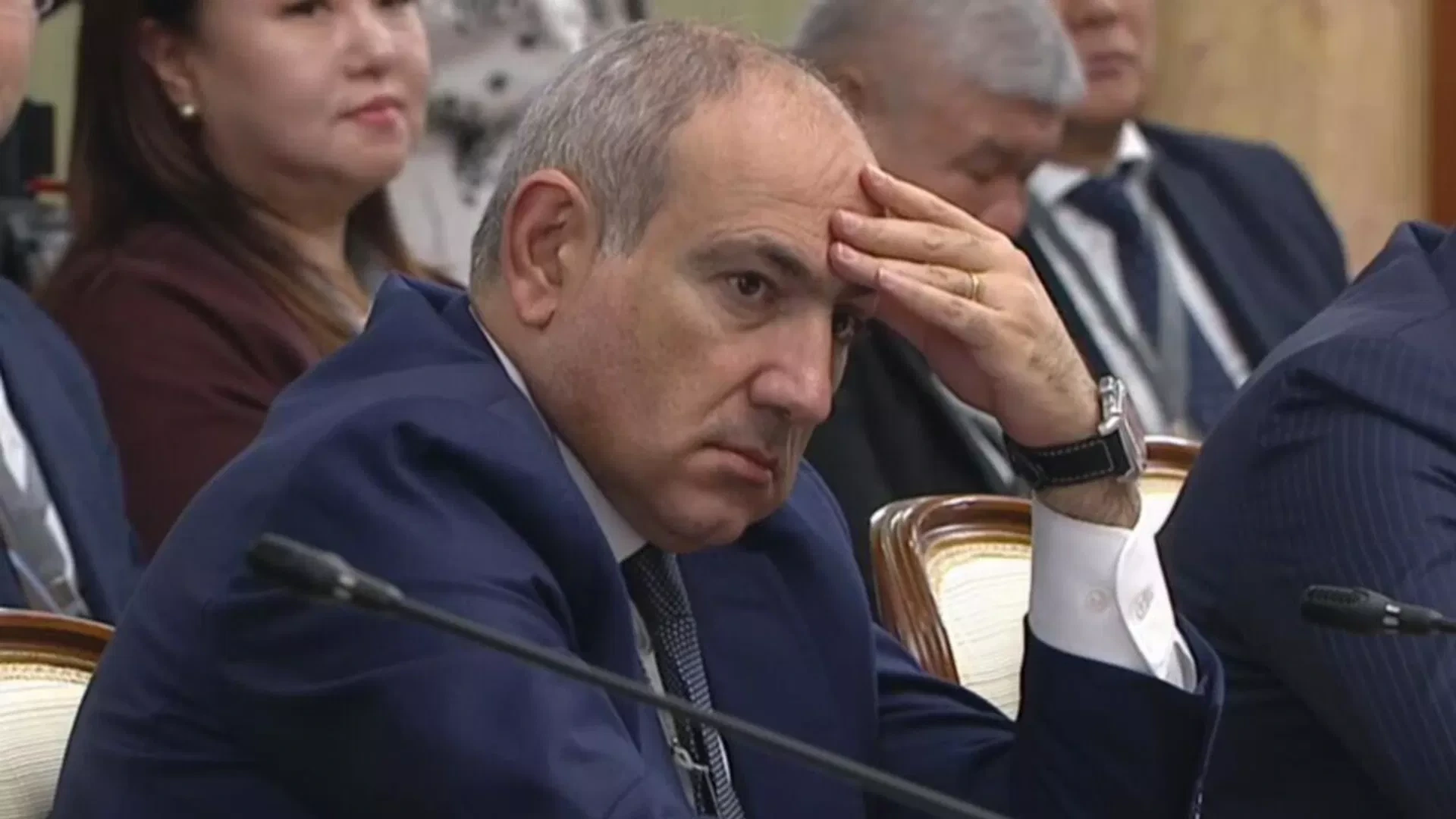 Paşinyanın Moskva səfəri Ermənistanın taleyini müəyyənləşdirəcək - Erməni politoloq