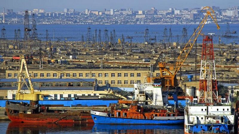 Bakı Limanında yükaşırma 3% artıb