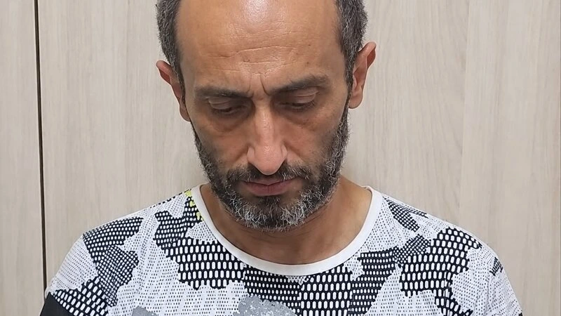 Təqaüdçüləri kömək etmək adı ilə talayan şəxs saxlanıldı - VİDEO