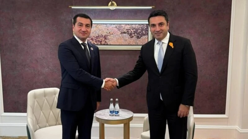 Alen Simonyan: İki gündən bir Hikmət Hacıyevlə danışıram
