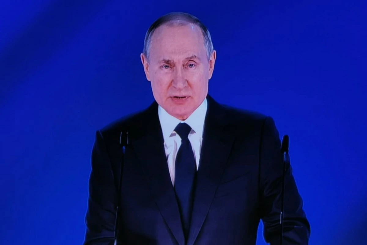 Putin Fransadakı səfiri vəzifəsindən azad edib