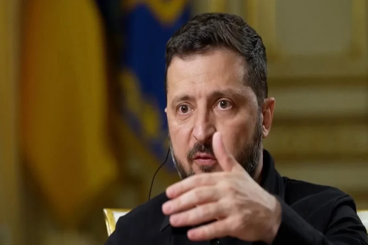Zelenski: Rusiya son həftələrdə iki dəfə mənim təyyarəmə hücum etməyə çalışıb