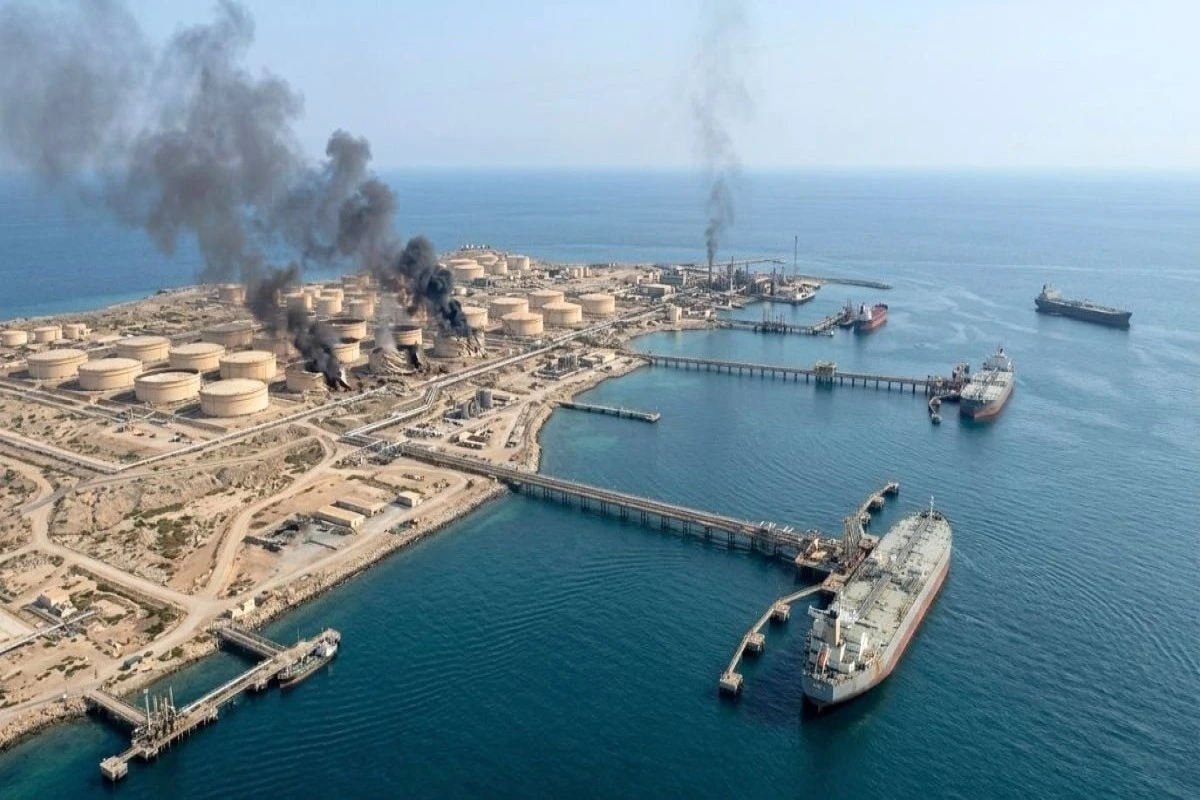 Xark adasında İrana məxsus tanker hədəfə alınıb