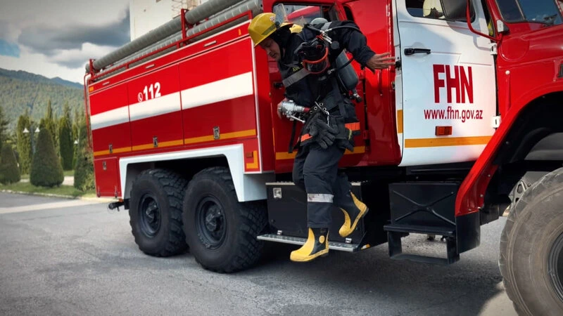 FHN: İmişli Şəkər Zavodunun anbarında yanğın baş verib