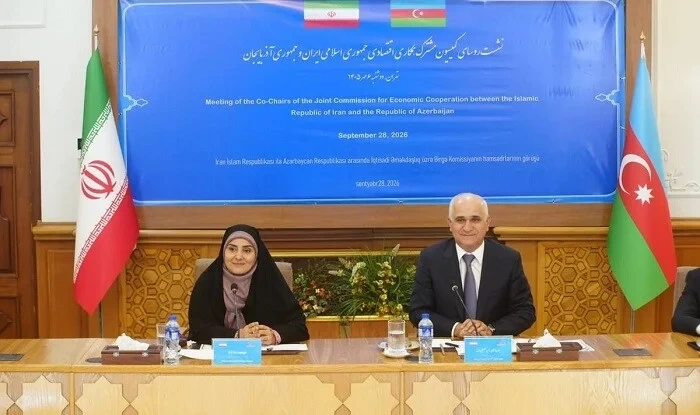 Şahin Mustafayev iranlı nazirlə görüşüb