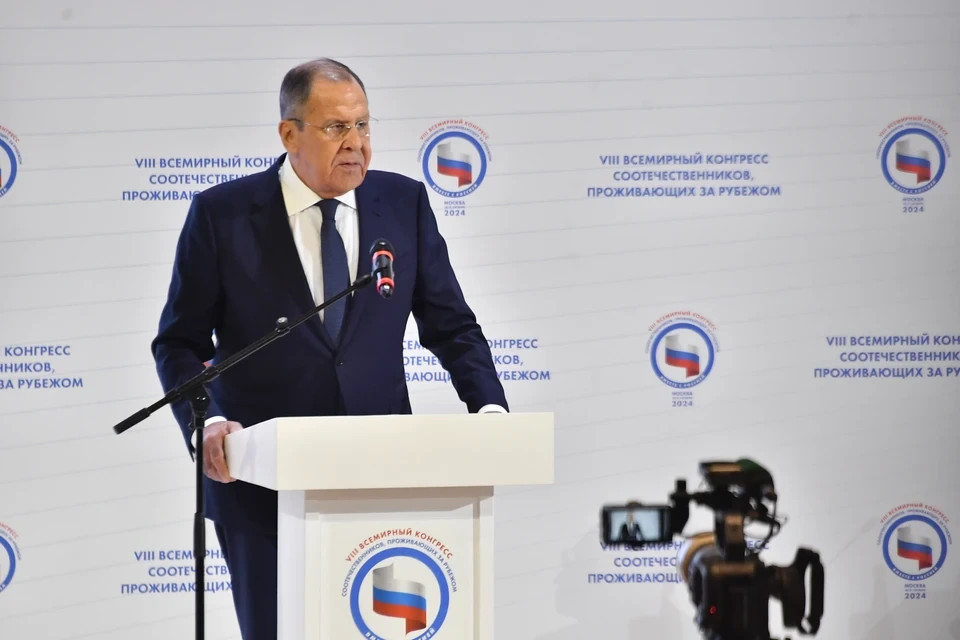 Lavrov: “Professor Molçanov” gəmisinin həbsi Norveç üçün biabırçılıqdır