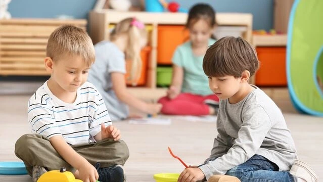 Uşağınız məktəbdə dost tapa bilmir? - Valideynlərə mühüm tövsiyələr