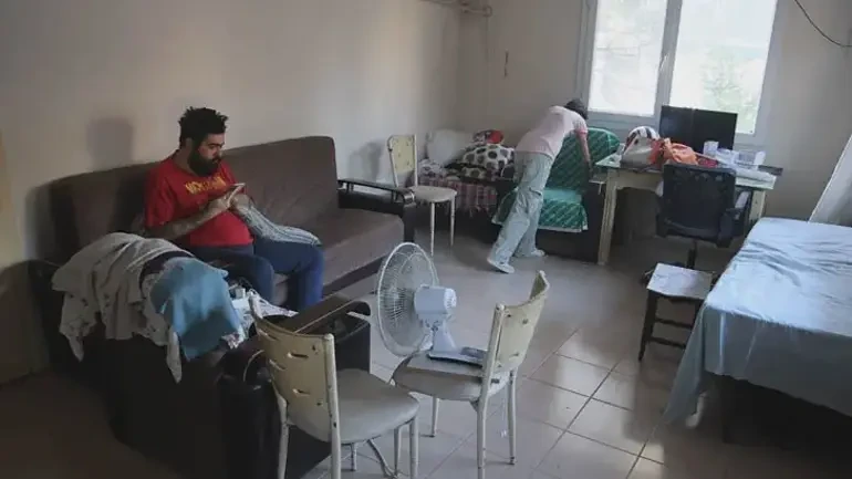 Zəlzələdən sonra 3 ildir evdən çıxmır: “Sağalmaq istəmirəm”