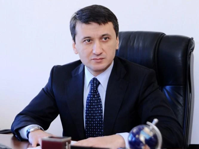 Cinayət işi açılan sabiq baş konsul, görün, kimin qardaşı imiş