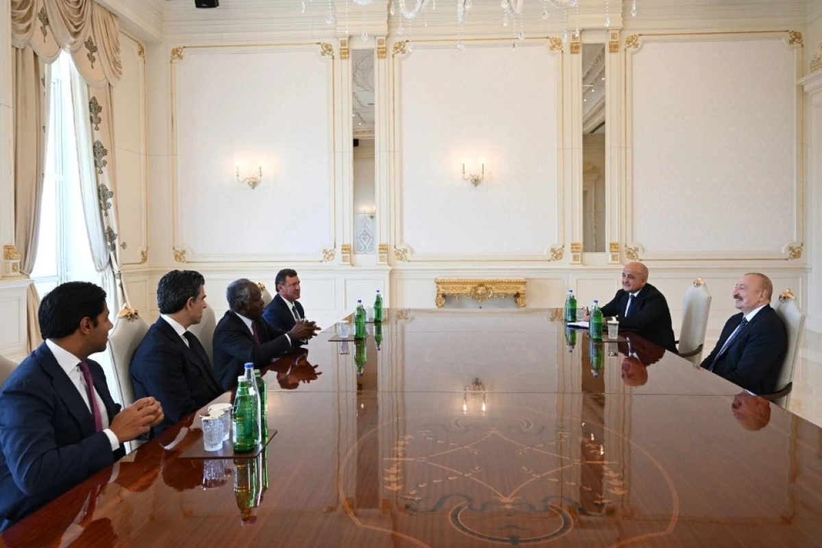 İlham Əliyev “Global Infrastructure Partners” şirkətinin rəhbərini qəbul edib