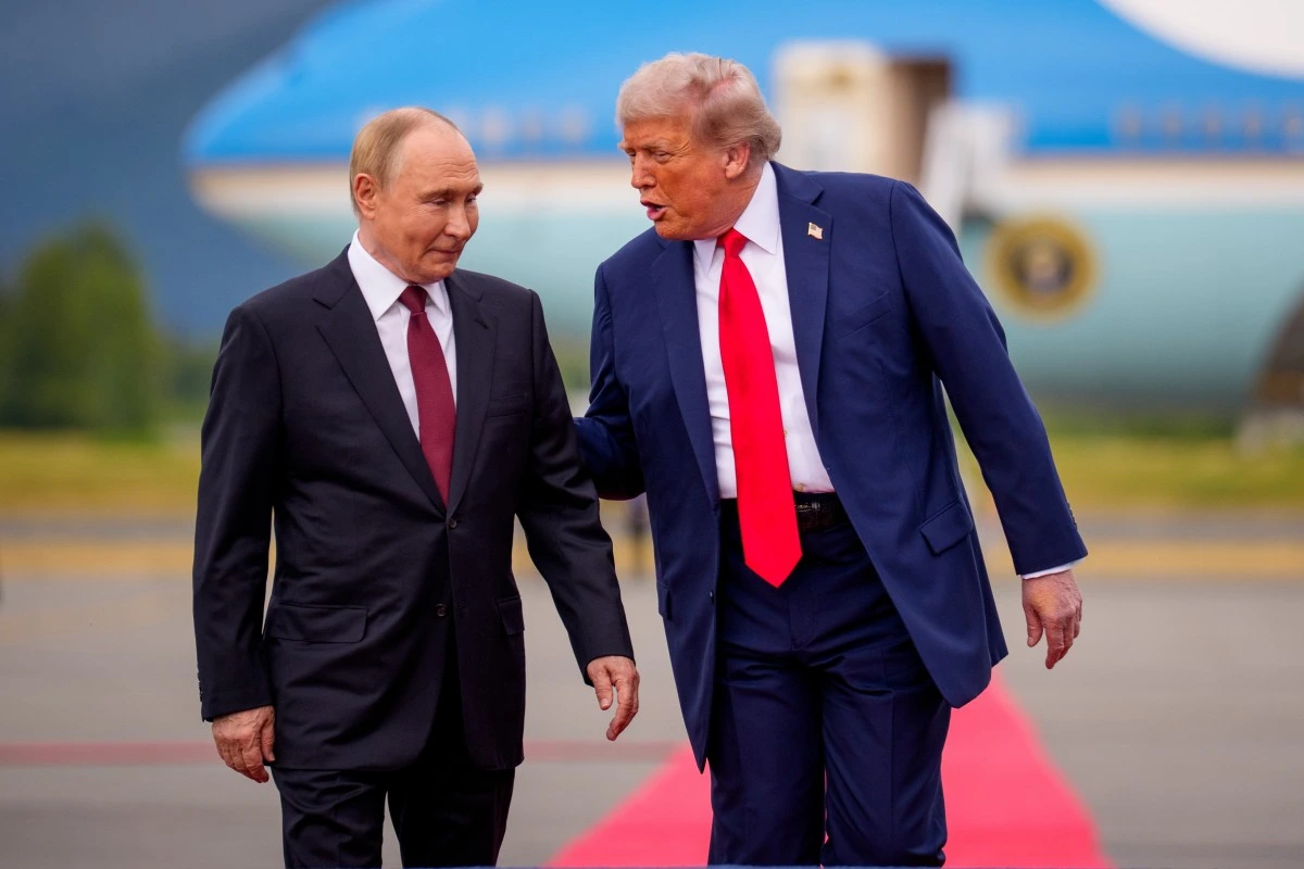 Kreml: Putin və Tramp bir saat telefon danışığı aparıb