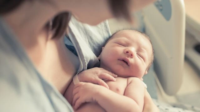 Yeni doğulmuş uşaqlarda sarılıqdan o qədər də qorxmayın: Araşdırmadan maraqlı nəticə