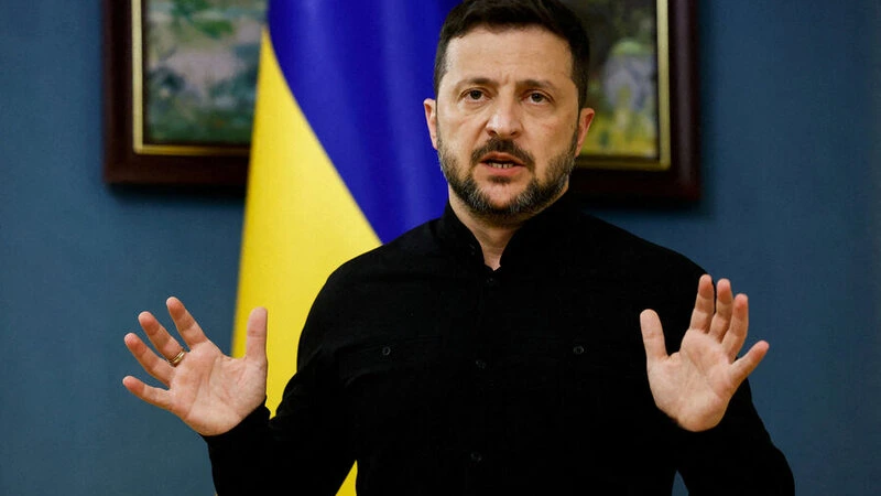 Zelenski yenidən Donbasdan imtina etməyəcəklərini açıqladı