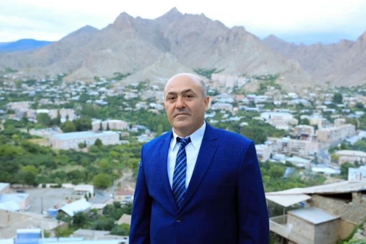 Ermənistanda Meğri meri də daxil olmaqla 8 nəfər rüşvət ittihamı ilə saxlanılıb