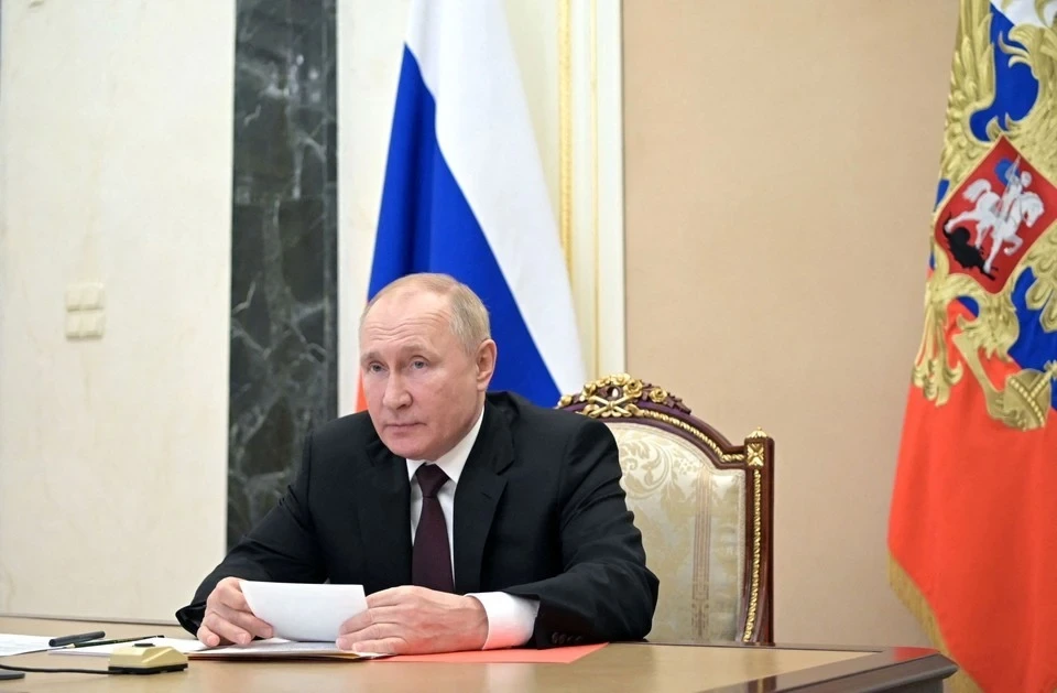 Putin BRİKS-in yeni investisiya platformasının əhəmiyyətindən danışıb