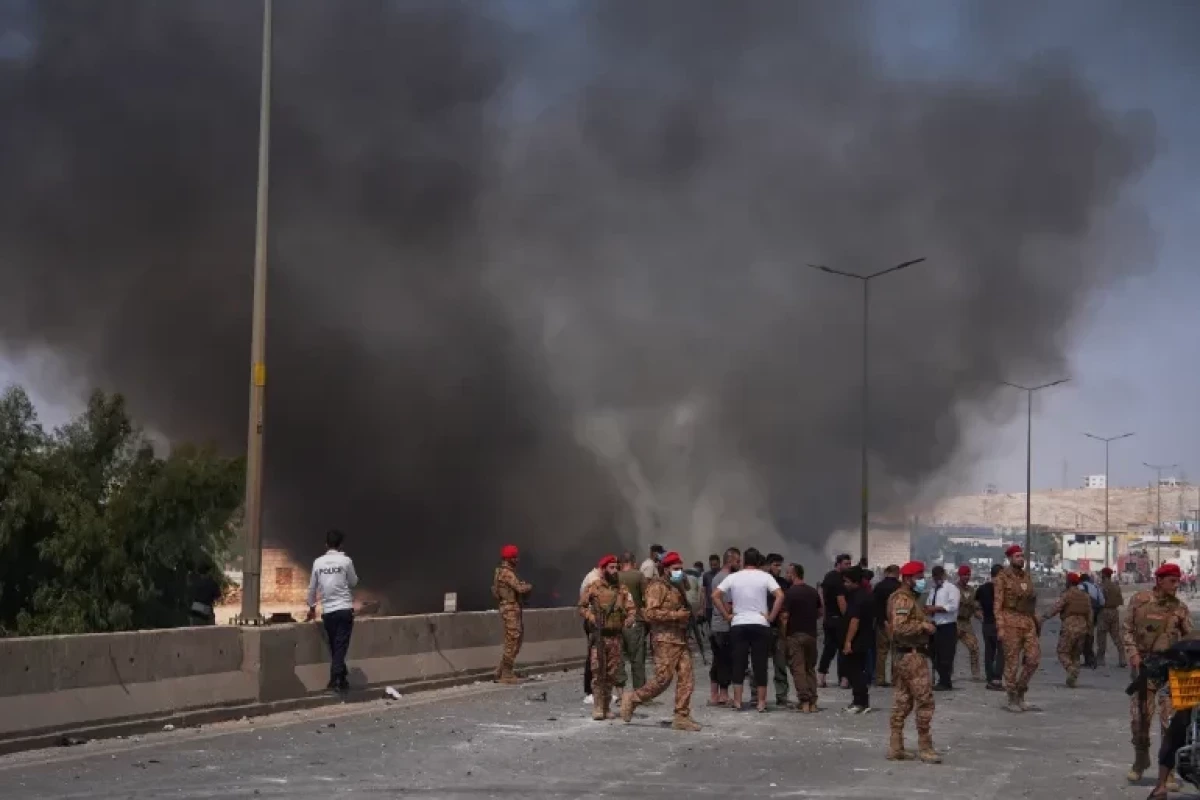 Suriyada silah anbarında partlayış olub, ən azı 14 nəfər ölüb