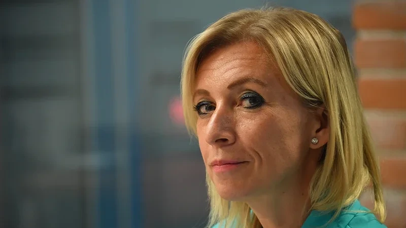 Ermənistandan Zaxarovaya: "Dilini dinc saxla, küpəgirən qarı"