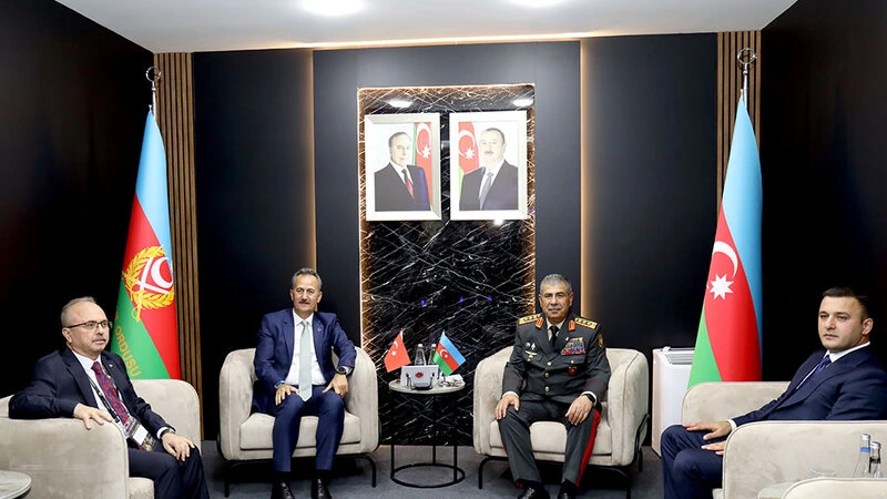 Azərbaycan MN ilə Türkiyə müdafiə sənayesi şirkətləri arasında müqavilələr imzalandı