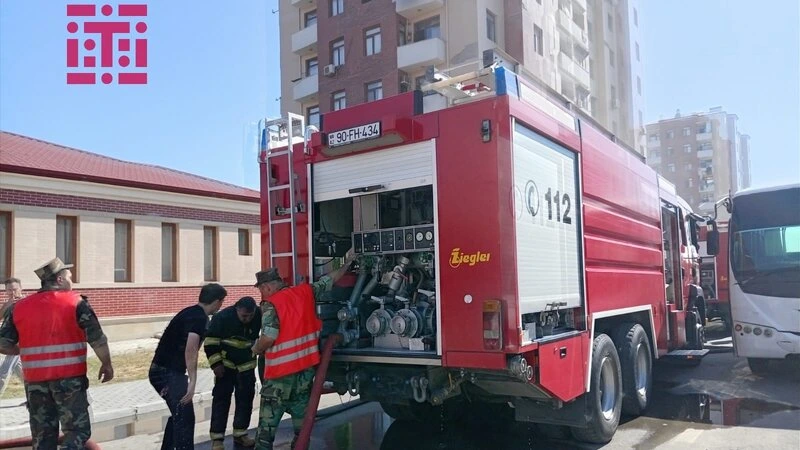 Mingəçevirdə 9 mərtəbəli binada yanğın: 3 nəfər xəstəxanaya çatdırıldı - FOTO