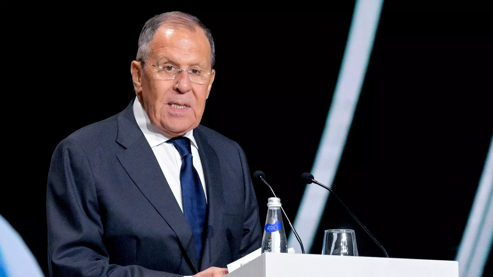 Lavrov: Bir sıra ölkələrin hərbi-bioloji fəaliyyəti ciddi suallar doğurur