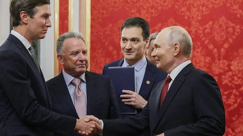 Putin Kremldə şərtləri açıqladı: Münaqişənin bütün aspektlərini müzakirə edəcəyik - FOTO-YENİLƏNDİ